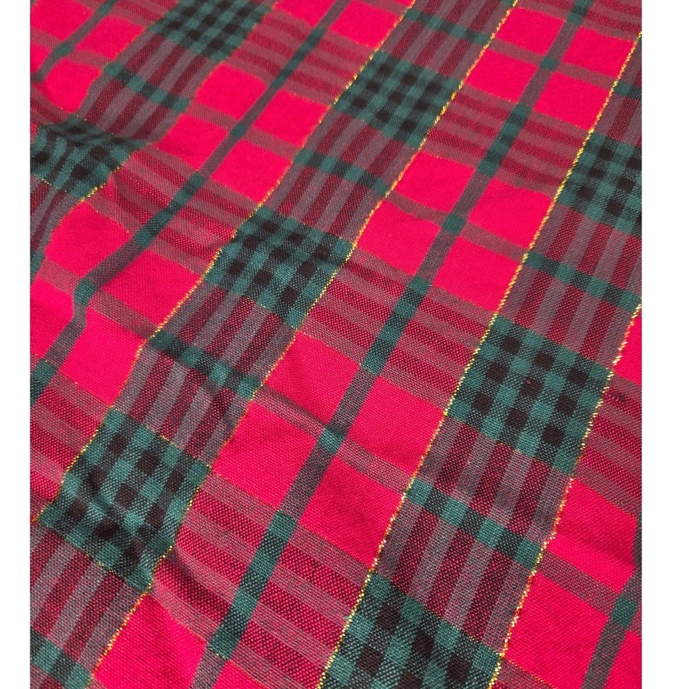 Vintage Kmart Christmas Red Green Gold Tartan Plaid Round Tablecloth Fringe Trim